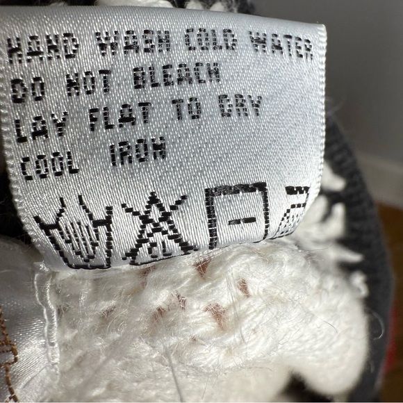 VTG 90s Crochet Knit Cardigan Floral Patchwork Boho Dopamine Dressing M - Picture 11 of 11